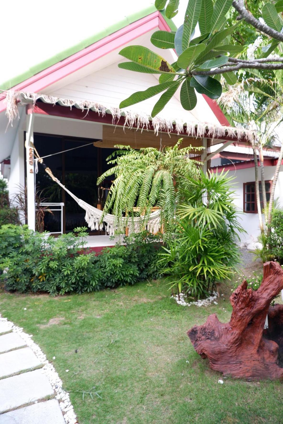 Tropicoco Beach Resort Koh Phangan Haad Yao Exterior foto